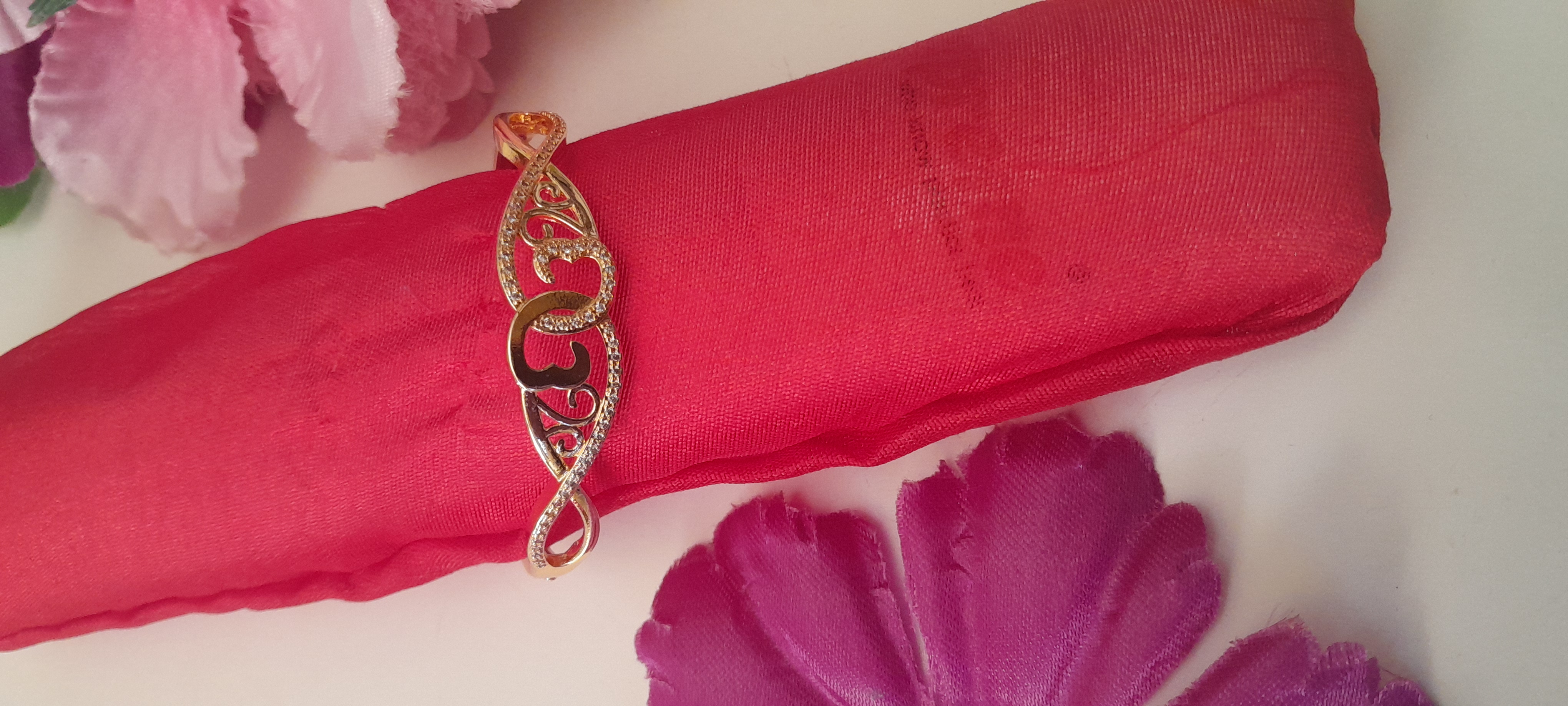 Bracelate
