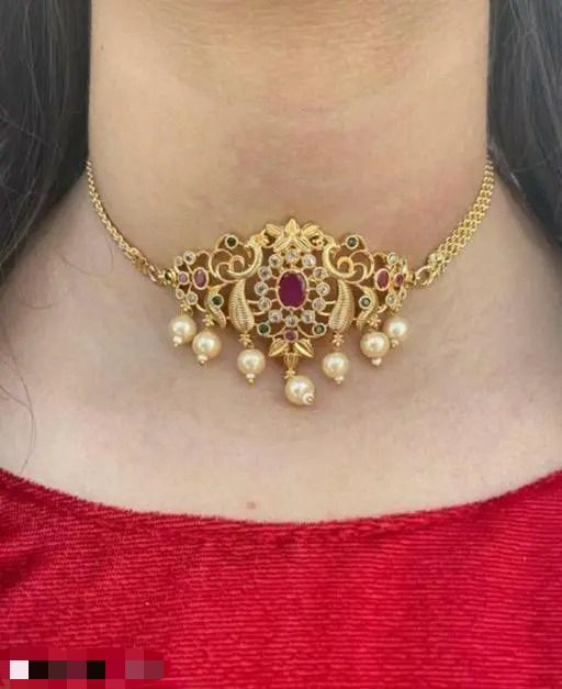 Gold chokers beautiful set