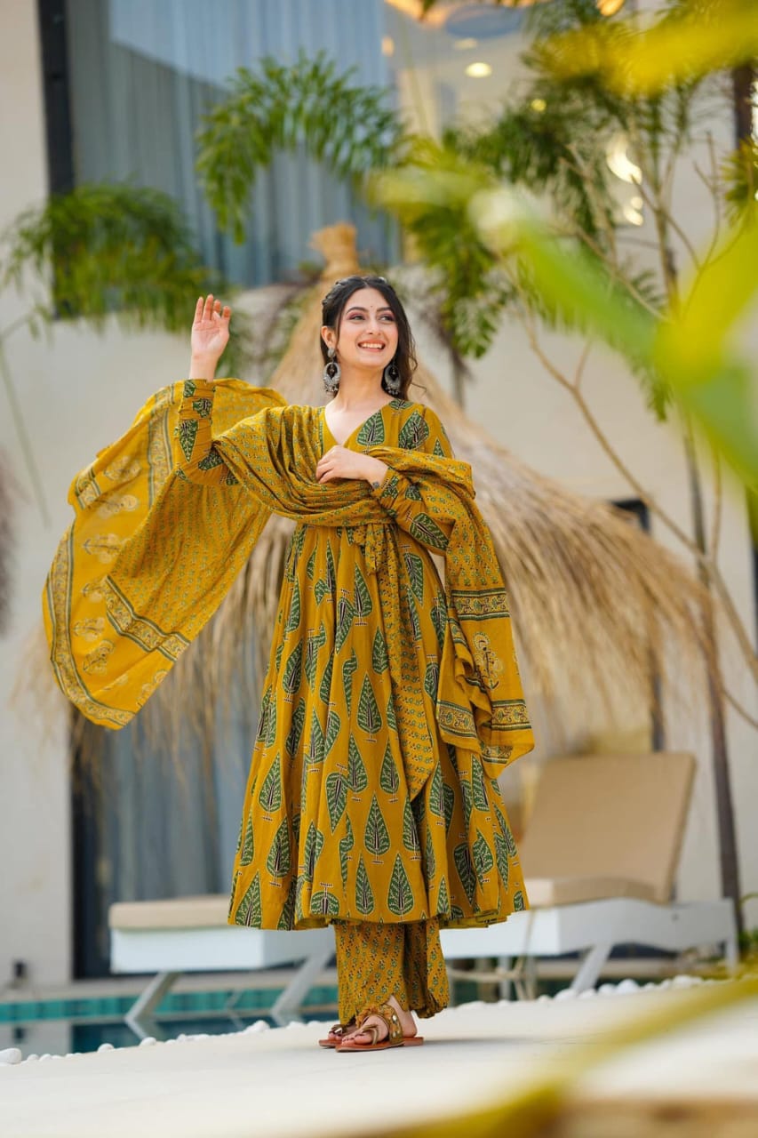Rangriti Radiance Anarkali Set