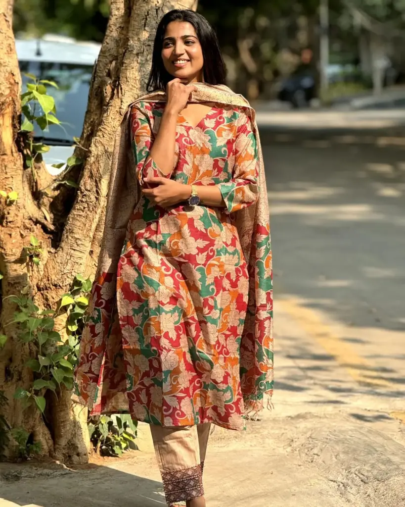 Multicolor Heavy Banana Silk Suit Set 