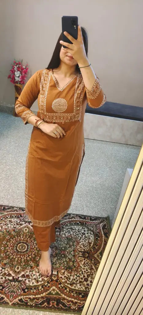 Bhandej Elegance Three-Piece Suit Set