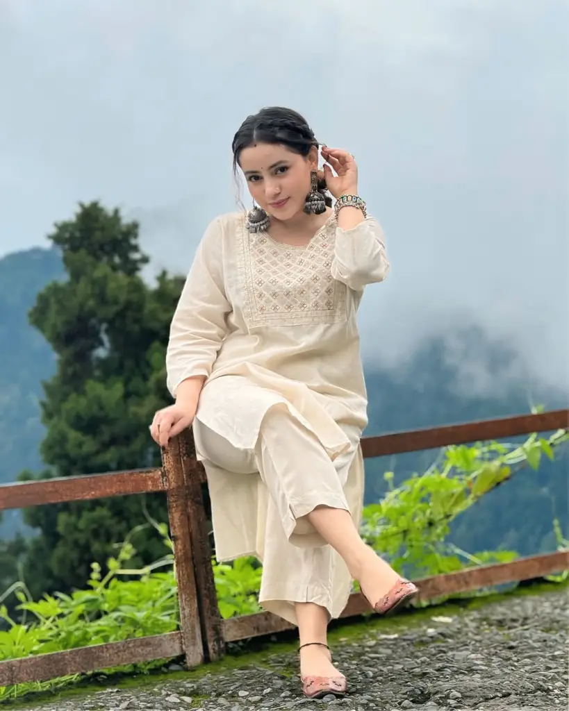 Eira Pure Cotton Embroidered Kurti Set 