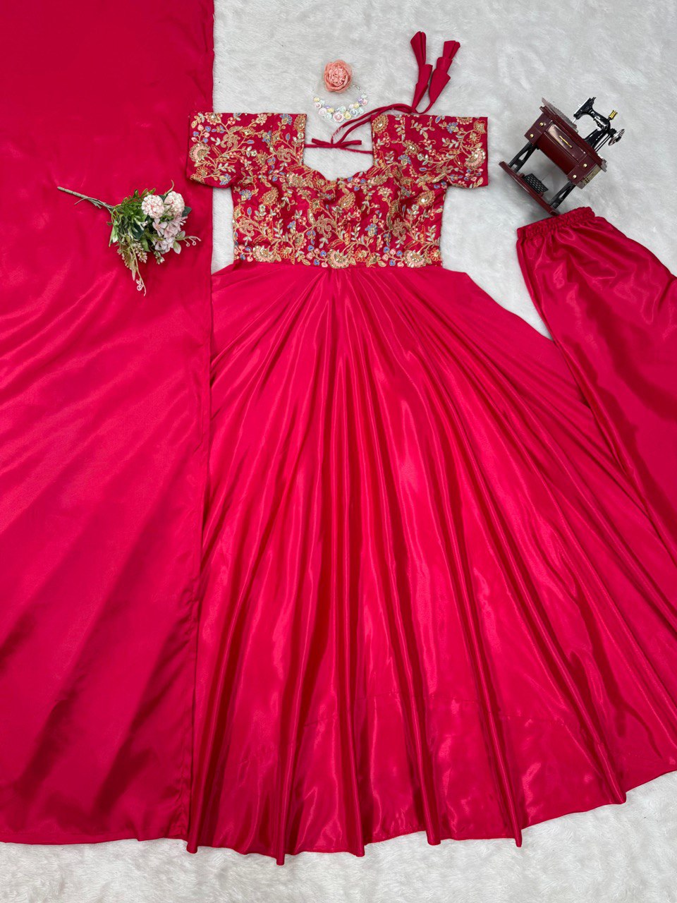 Luxurious Heavy Natural Anarkali Suit Dupatta set.