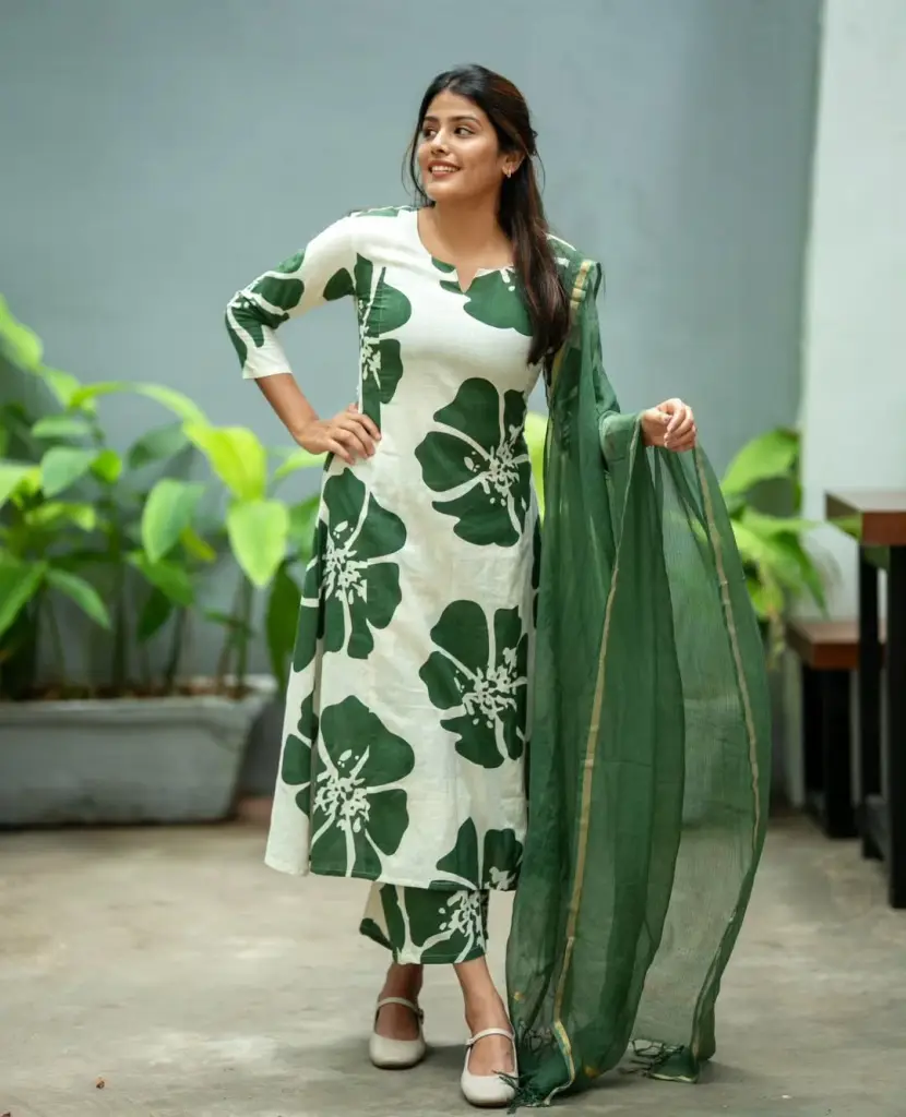 Green Floral Kurta Pant Dupatta Set