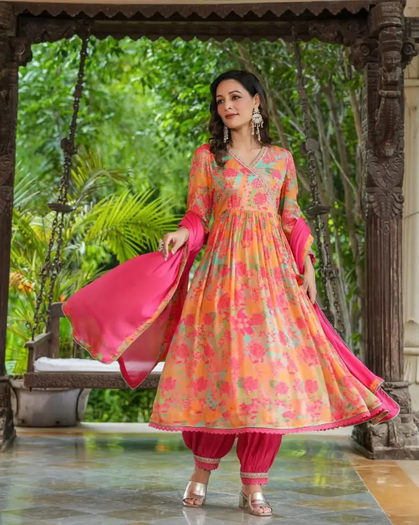 Muslin Alia Cut Embroidered Suit Set