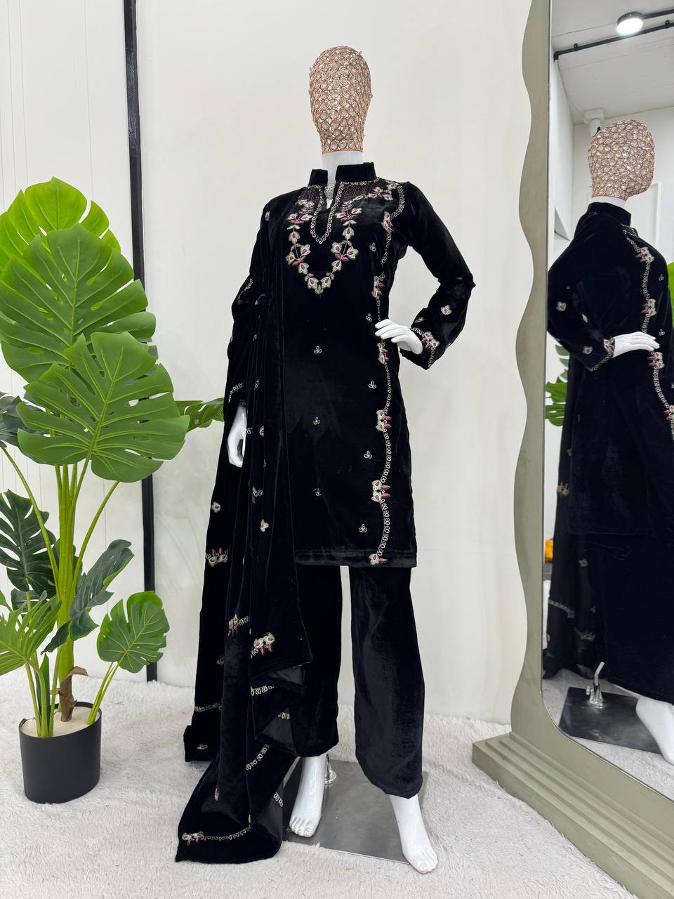  luxurious viscose velvet top pent dupatta set