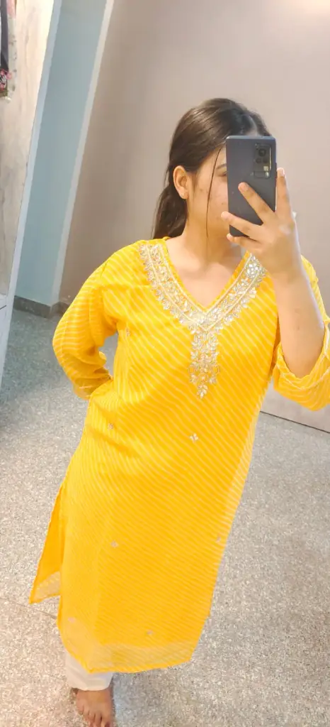 Traditional Lahariya print kurti 