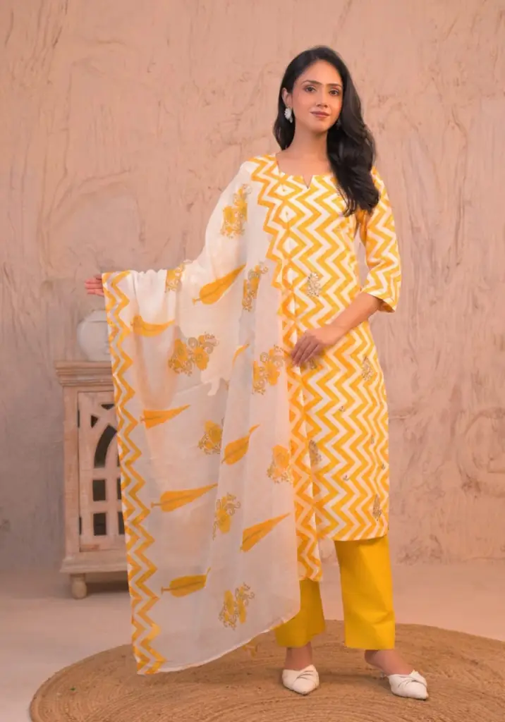 Elegant Shrawan Lahariya Trio Set