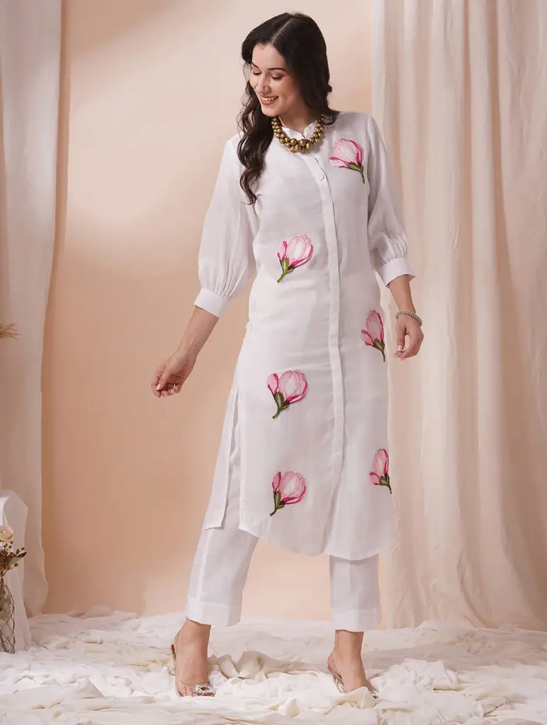 White Blossom Elegance Suit