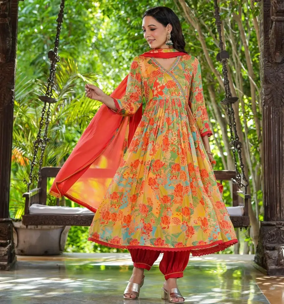 Muslin Alia Cut Embroidered Suit Set