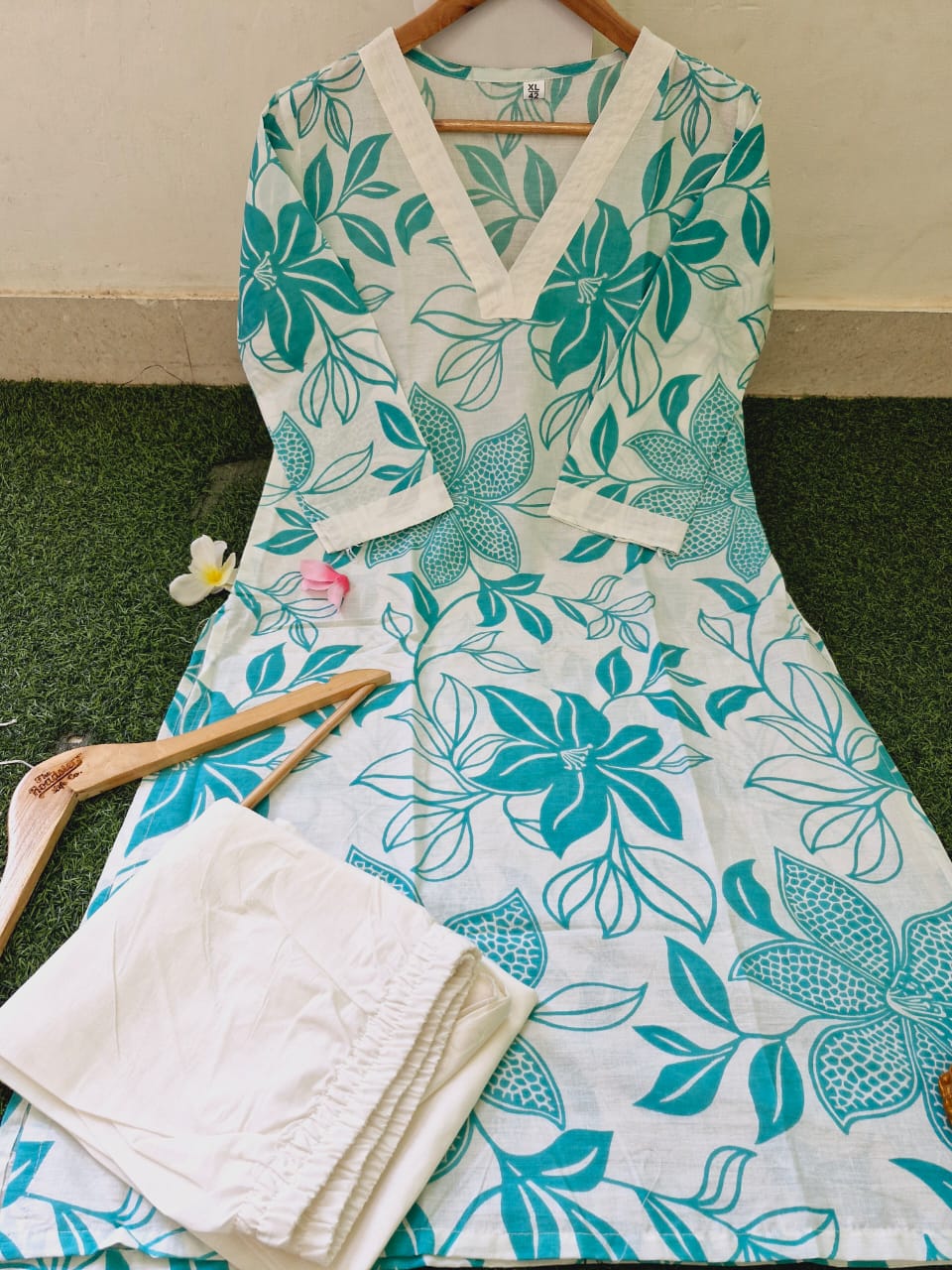 Women’s White Cotton Kurta Set with Teal Floral Print