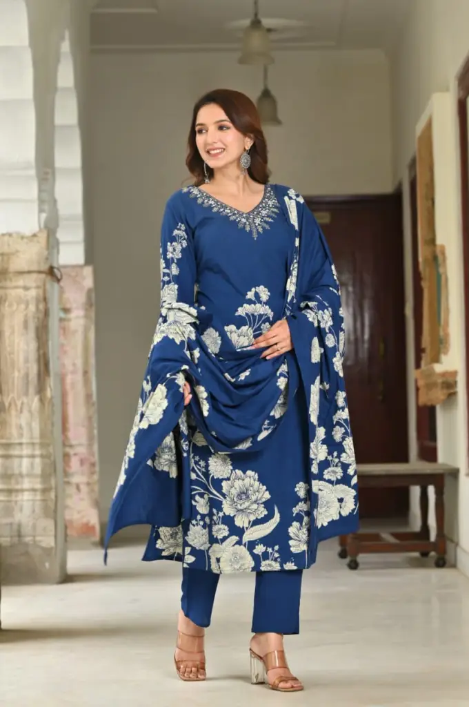 Floral Elegance Embroidered Kurta Set