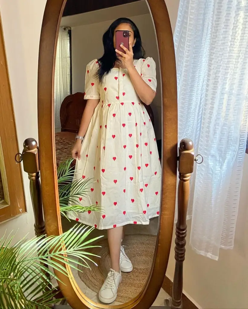 Romantic Red Heart Embroidered Cotton Dress 